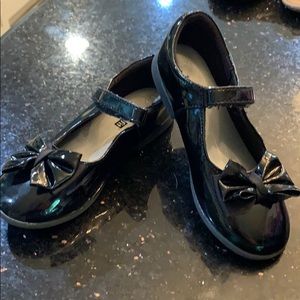 SmartFit Size 11.5 Black Mary Janes